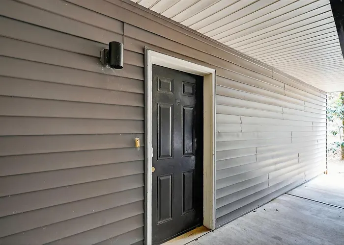 Spacious Condo Near Atlanta With Great Sleep