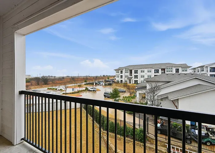 Chisholm Trace 1236 I Spacious 1 Bed 1 Bath