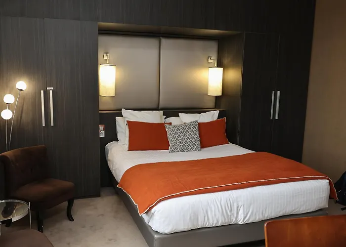 Hotel Chateau De Lacan