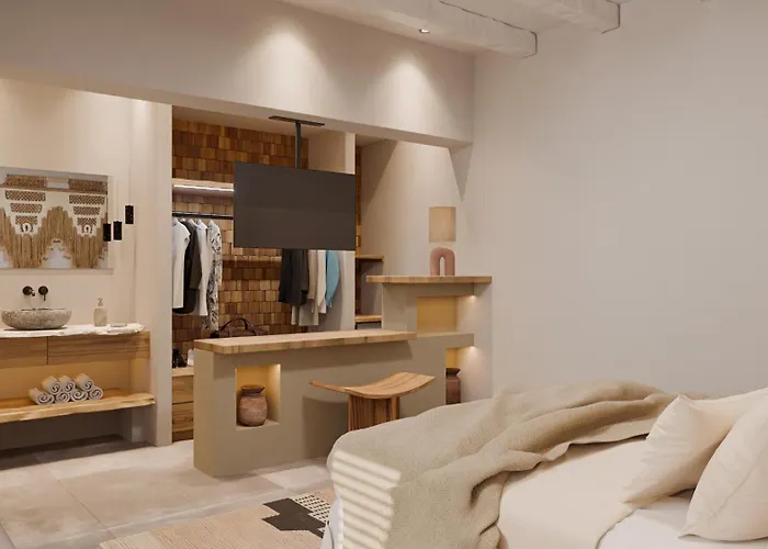 F Fine Suites - Adults Only