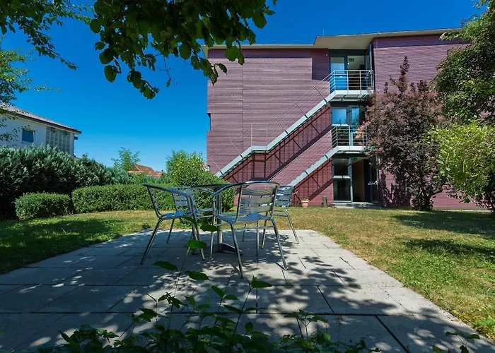 Bed & Breakfast Rotes Haus