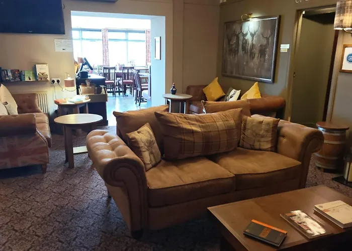 Chieftain Hotel