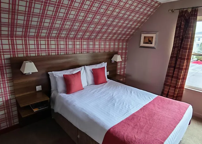 Chieftain Hotel