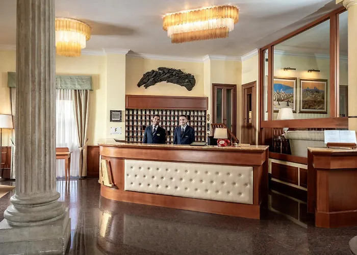 Hotel Athena