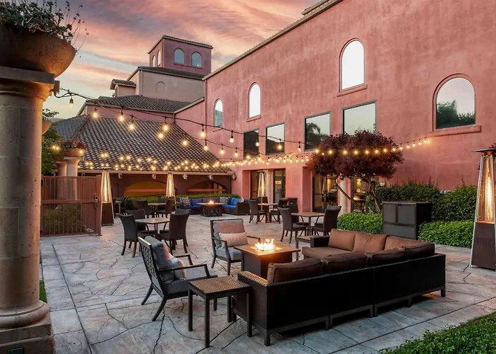 Doubletree By Hilton Sonoma Wine Country