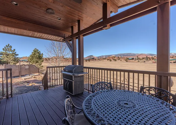 Cougar Ridge Resort