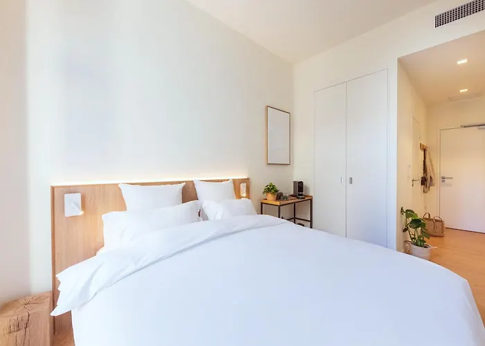 The Babel Community Hotel - Vieux Port