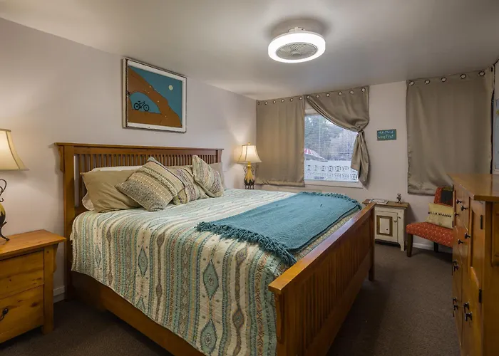 Apache Motel