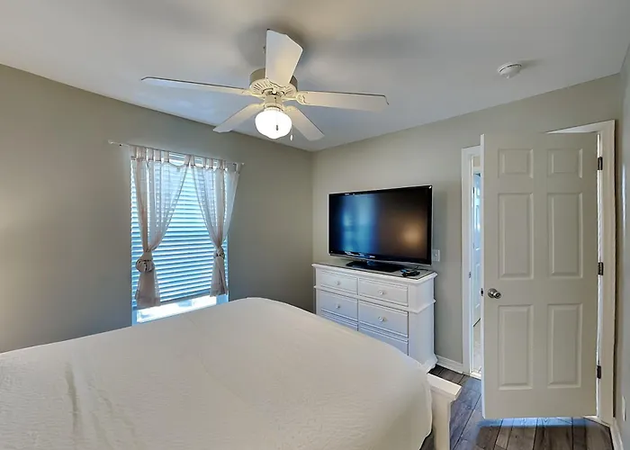 Gulf Island #134 - White Sands Condo