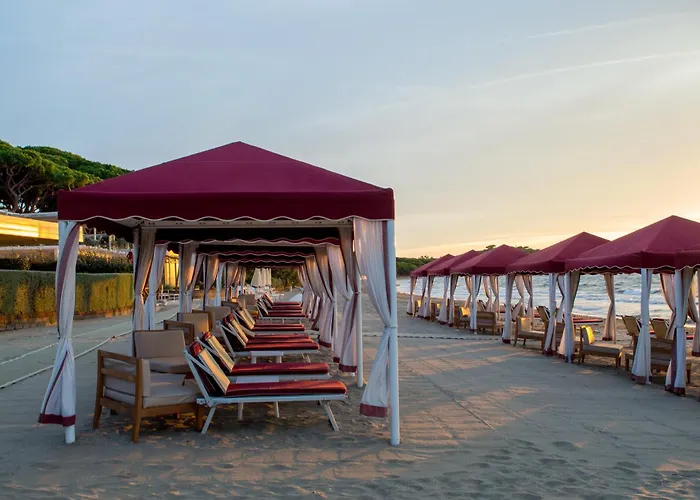 Cala Beach Resort