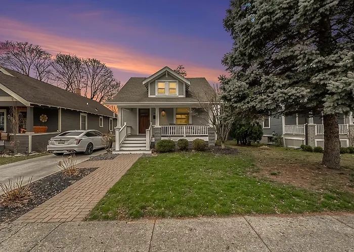 Steps To Dtwn Plymouth! Home W/ Dog-Friendly Yard