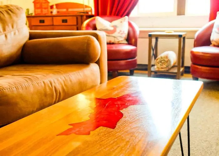 Downtown Red Room At Villages On Aurora
