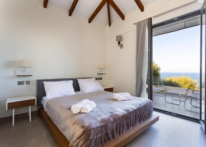 Eneos Boutique Residences - Koroni Poolside & Garden Retreats