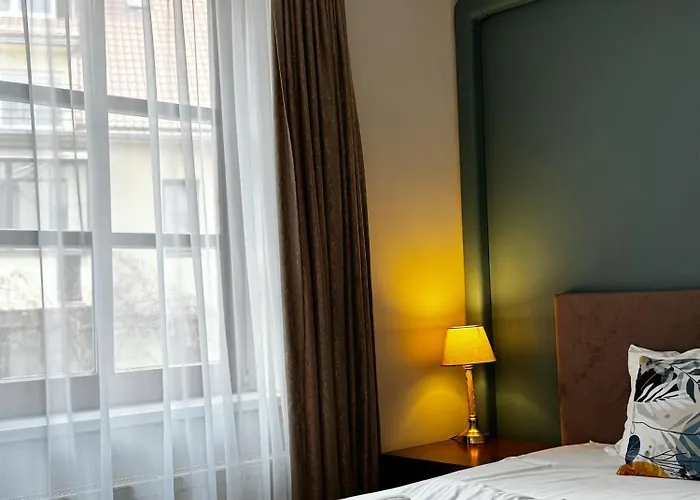 Apple Economy Hotel