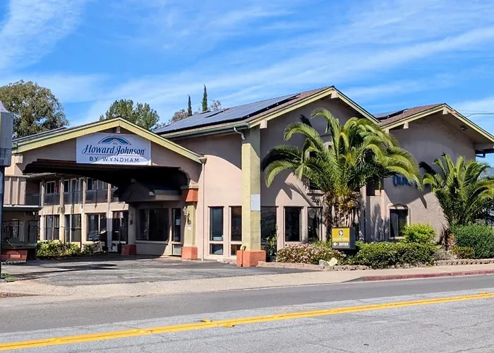 Olive Tree Inn & Suites, A Howard Johnson By Wyndham