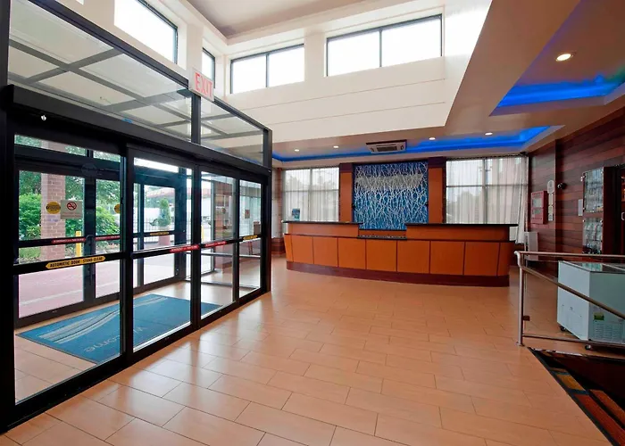 Fairfield Inn By Marriott Jfk Airport