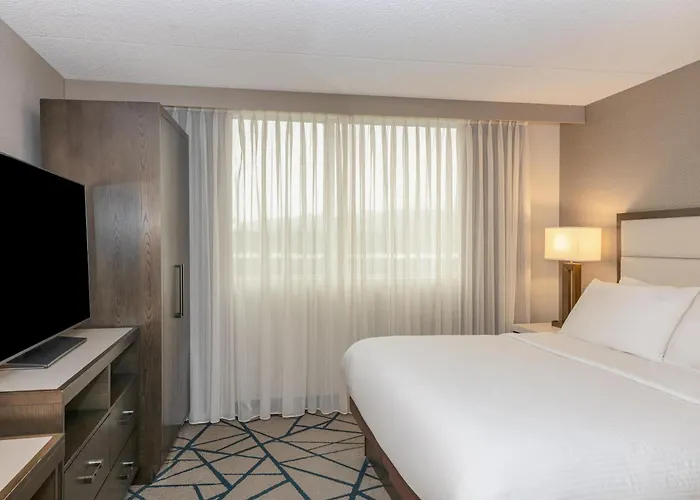 Embassy Suites By Hilton Seattle Bellevue