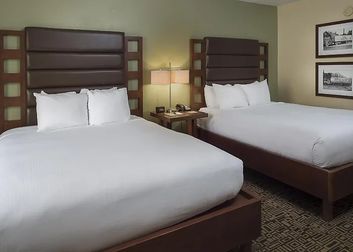 Doubletree By Hilton Collinsville/St.Louis