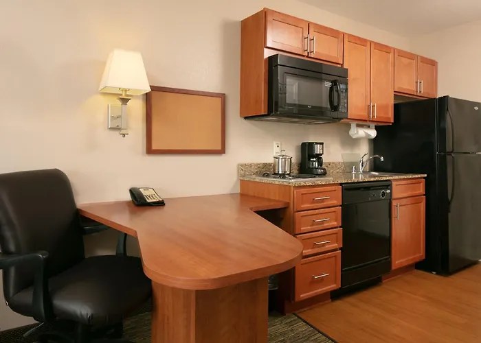 Candlewood Suites La Crosse By Ihg