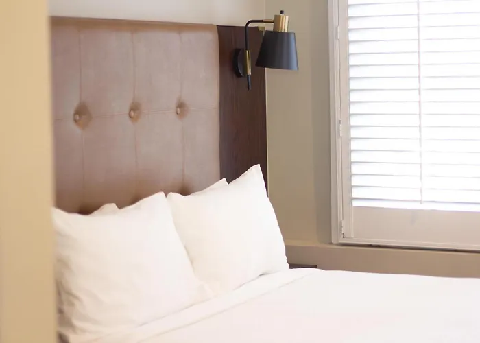 Hotel Petaluma, Tapestry Collection By Hilton