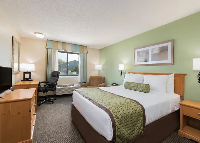 Baymont By Wyndham Pierre