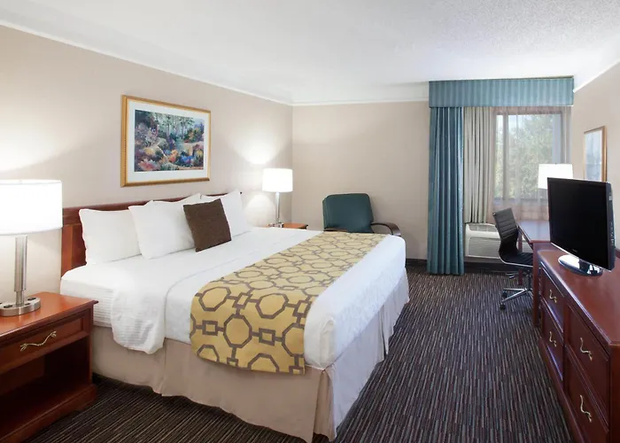 Baymont By Wyndham Texarkana