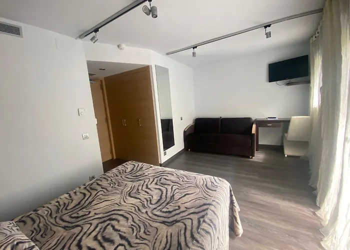 Hotel 9 Sant Antoni Only Adults