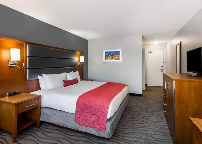 Wyndham Garden Greensboro