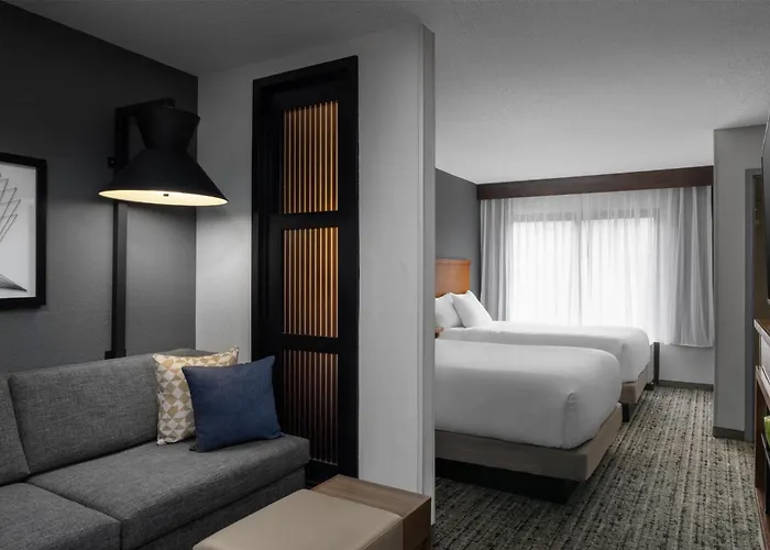 Hyatt Place Indianapolis Airport