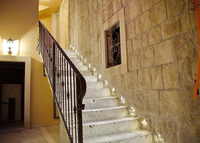 Apartment And Rooms Desideria Split