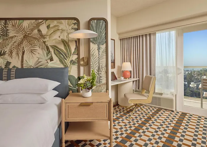 Hyatt Centric Delfina Santa Monica