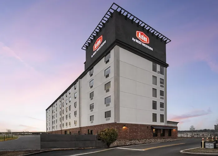 Aiden By Best Western Newark Airport