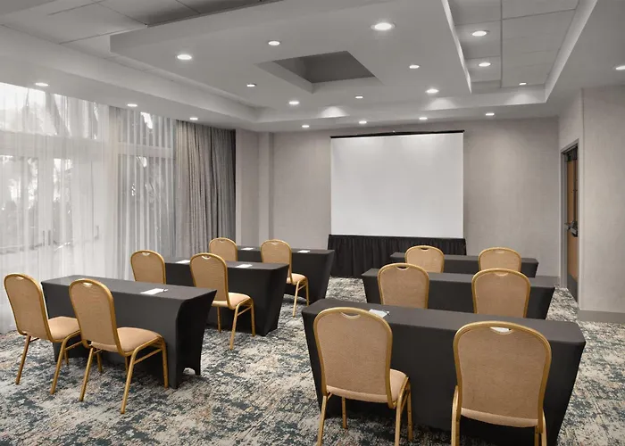 Doubletree By Hilton Lax - El Segundo