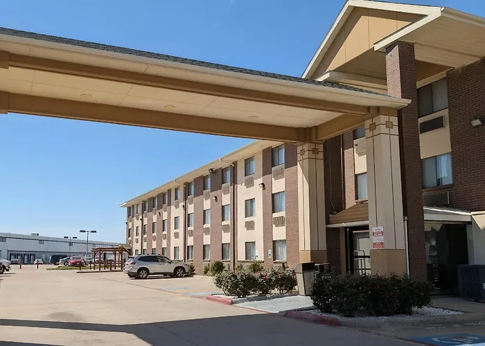 Quality Inn Dfw Airport North