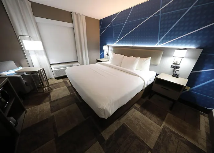 Comfort Inn & Suites Hutchinson