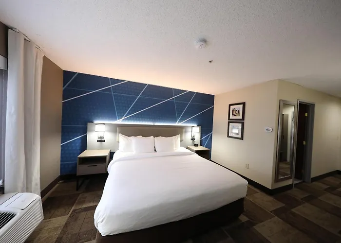 Comfort Inn & Suites Hutchinson
