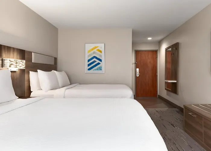 Holiday Inn Express Hotel & Suites Edmond By Ihg