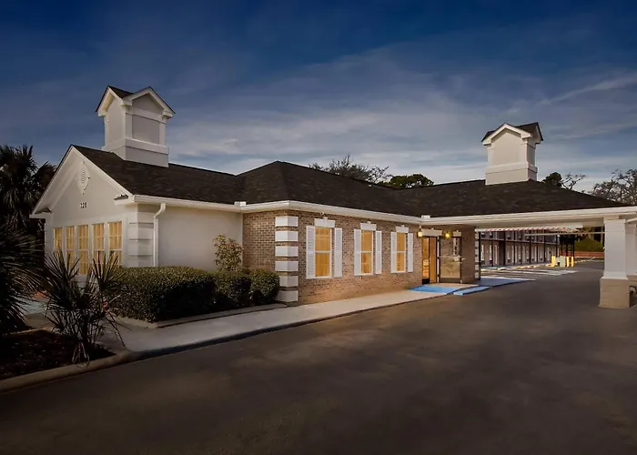 Quality Inn & Suites Lexington