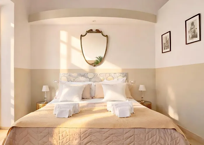 Eccelsoleccese Boutique B&B - Steps From The Historic Center