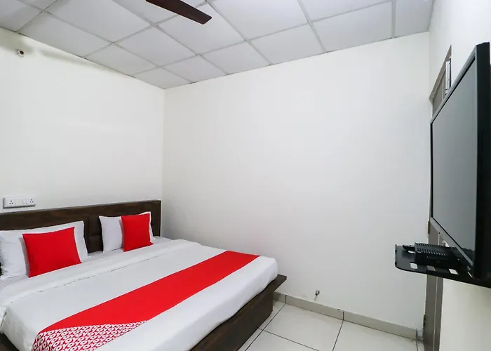 Hotel O Rk Inn