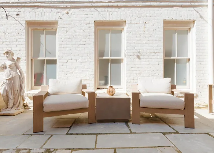 The King Street House By Kasa