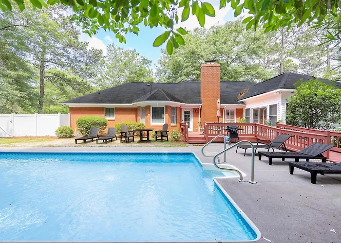 Market District Pool House