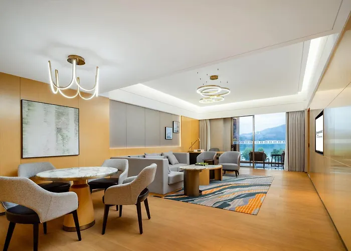 Wyndham Grand Zhaoqing Downtown