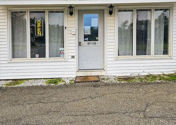 Katahdin Valley Motel