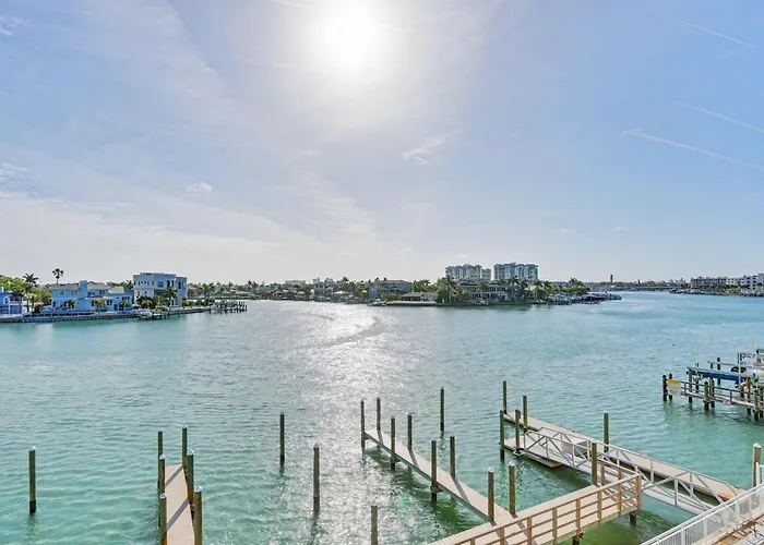 Oceana 301 East