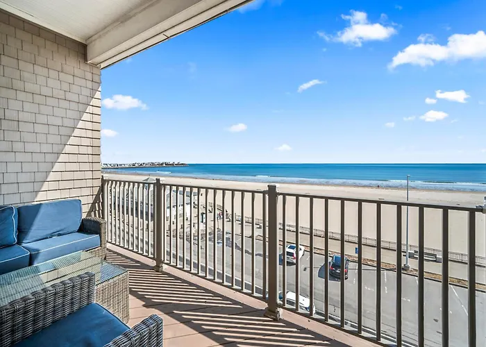 Hampton Beach Ocean Front Condo At The Surf