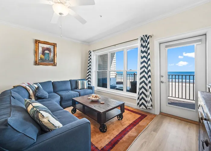 Hampton Beach Ocean Front Condo At The Surf