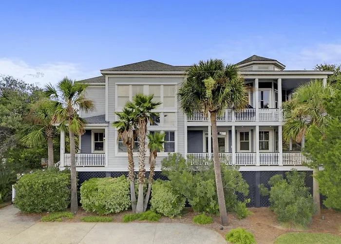 2701 Palm Boulevard By Avantstay