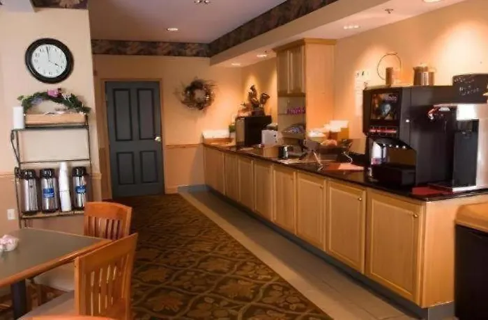 Country Inn & Suites By Radisson, Dundee, Mi