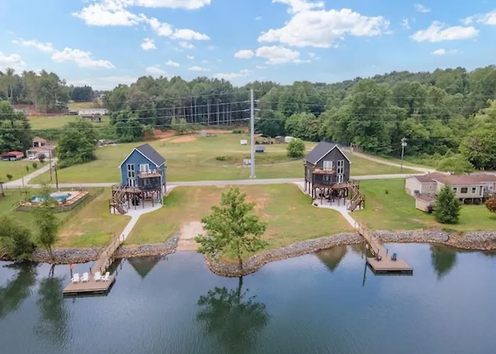 River Lofts - Onyx & Catawba Cottages
